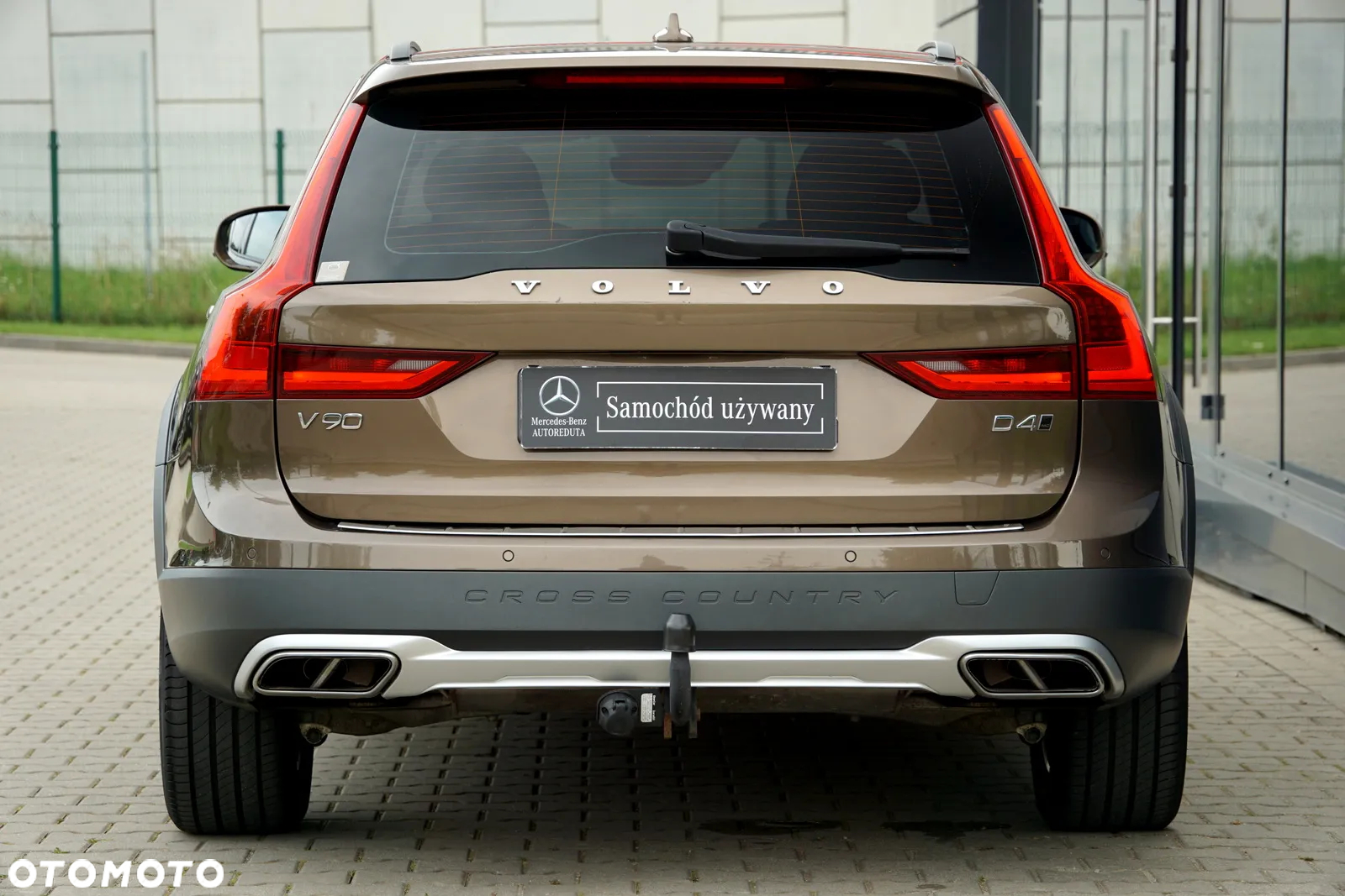 Volvo V90 Cross Country D4 AWD - 6