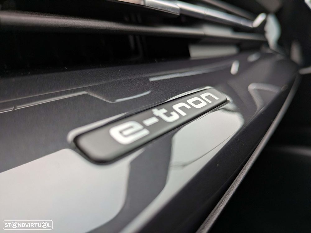 Audi Q4 e-tron 40 82 kWH - 15