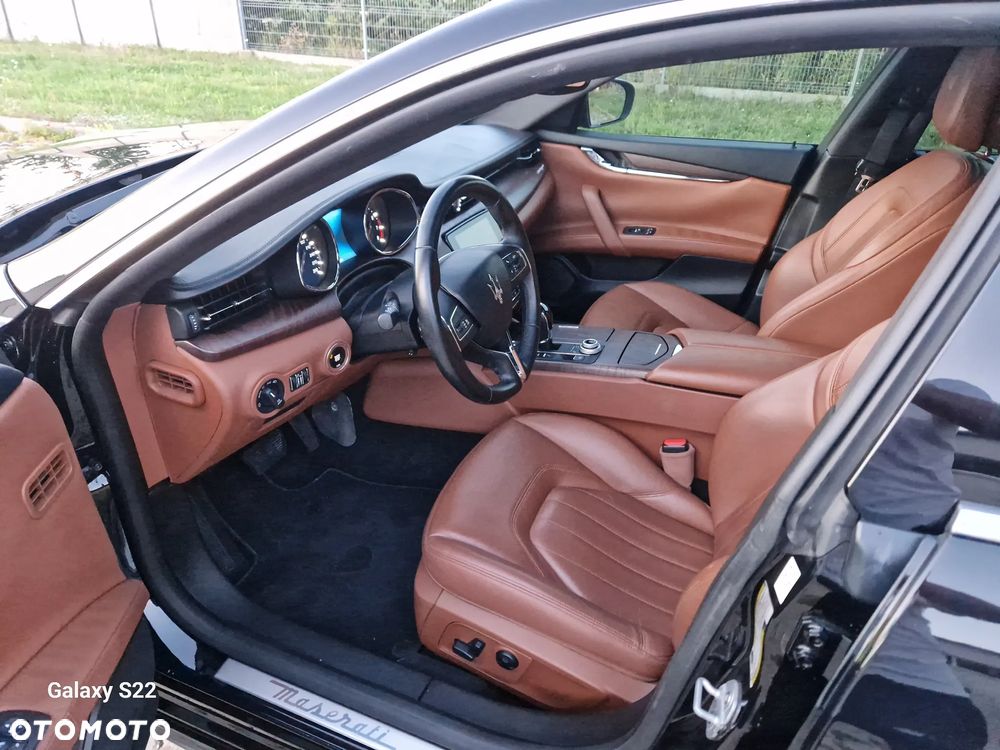 Maserati Quattroporte - 12