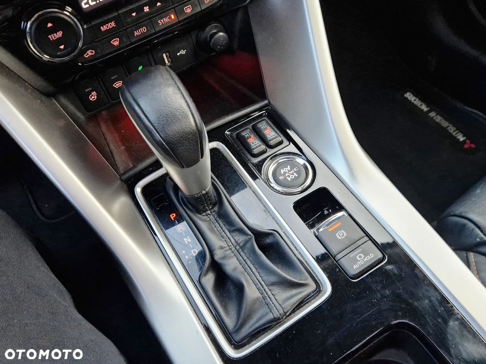 Mitsubishi Eclipse Cross 1.5 T-MIVEC CVT 4WD Spirit+ - 18