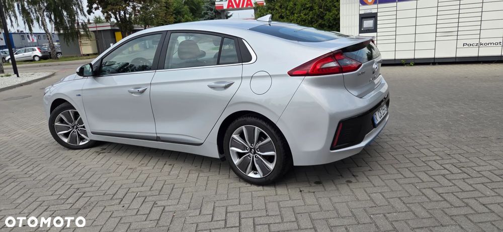 Hyundai IONIQ 1.6 GDI Premium - 11