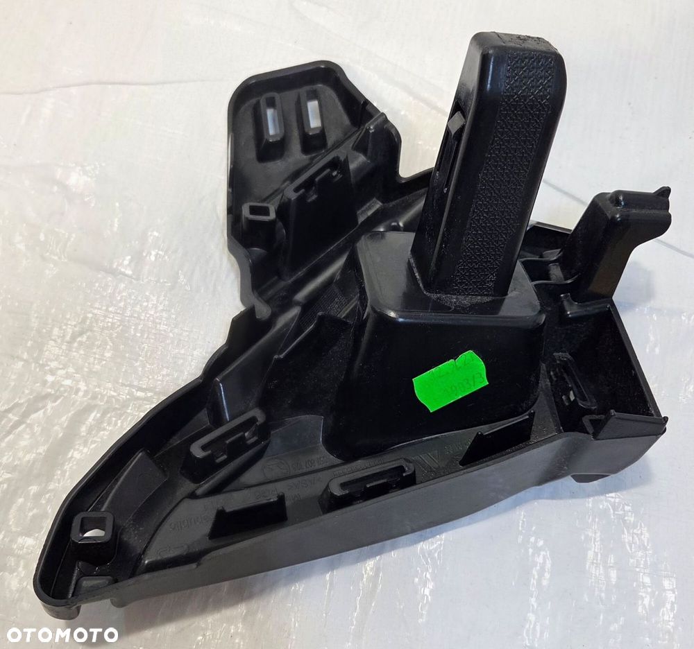 SKODA SCALA LEWY ŚLIZG ZDERZAKA MOCOWANIE ATRAPY 657807723 NOWY ORYGINAŁ - 2