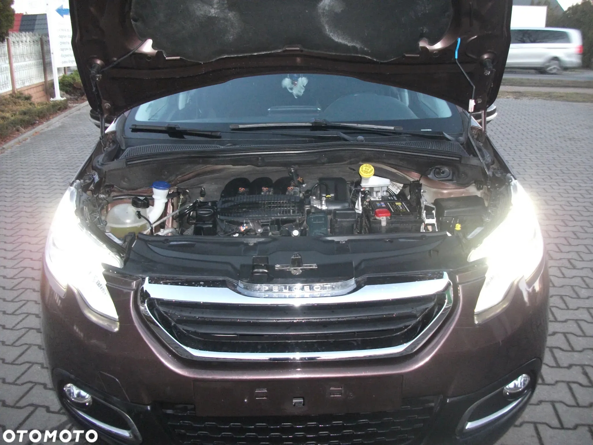 Peugeot 2008 - 14
