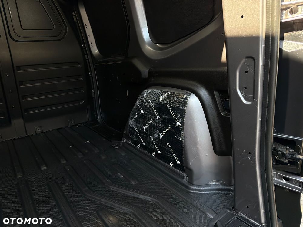 Renault KANGOO 1.5 DCI 115 KONI / AUTOMAT / GRZANE FOTELE  / ŚWIATŁA FULL LED / ASYSTENT PASA RUCHU / MARTWE POLE / CZYTA ZNAKI DROGOWE / KEYLESS-GO / DRZWI OBUSTRONNE / SALON POLSKA / FABRYCZNIE NOWY STAN / JEDYNY TAKI W POLSCE - 20