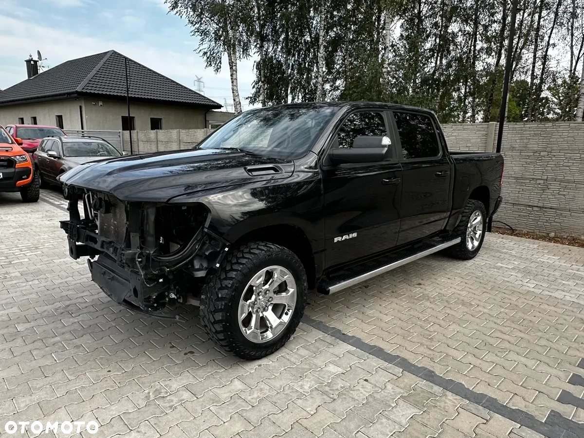 Dodge RAM 1500 5.7 4x4 - 14