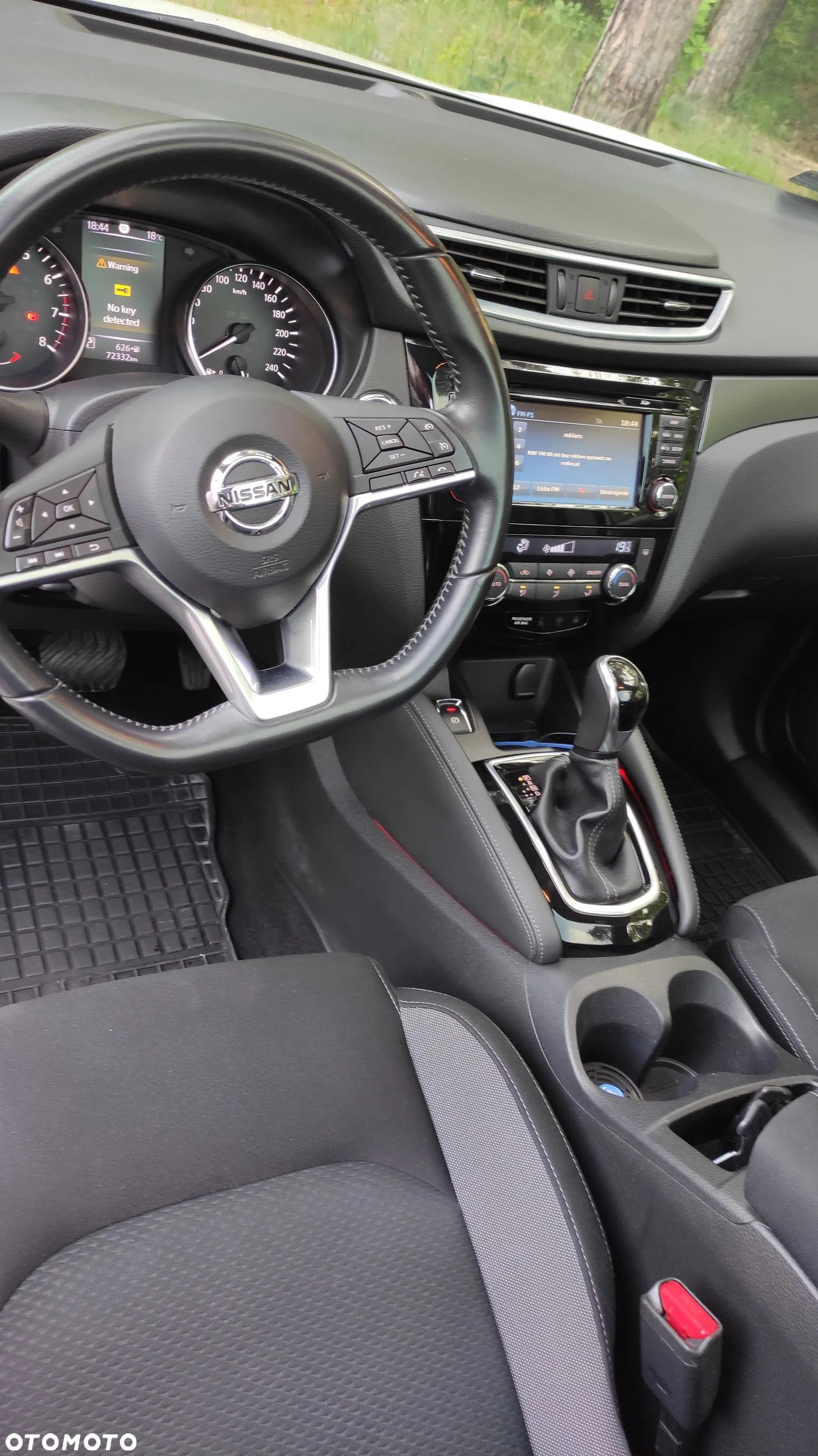 Nissan Qashqai 1.2 DIG-T N-Connecta Xtronic - 18
