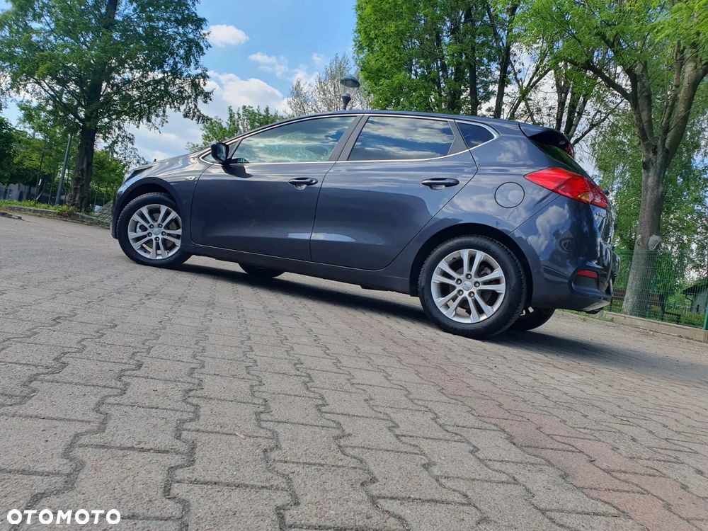 Kia Ceed 1.6 GDI XL - 6