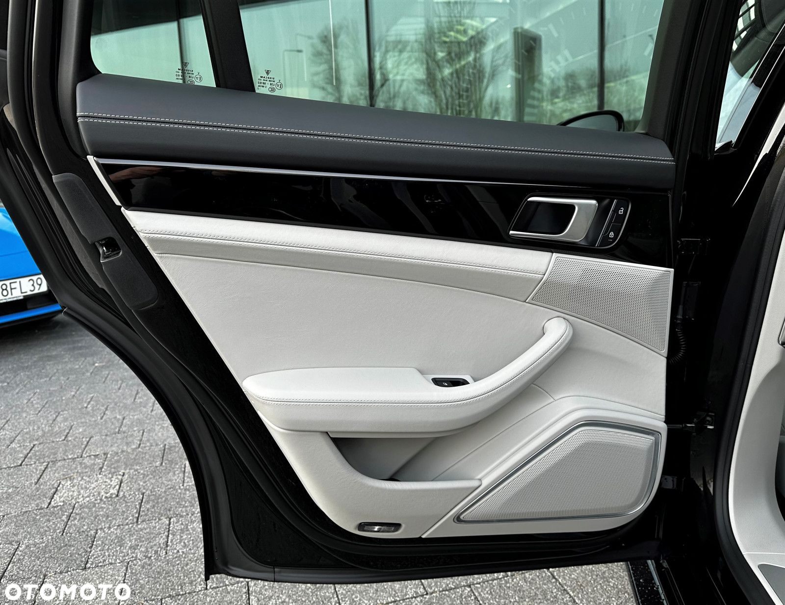 Porsche Panamera - 24