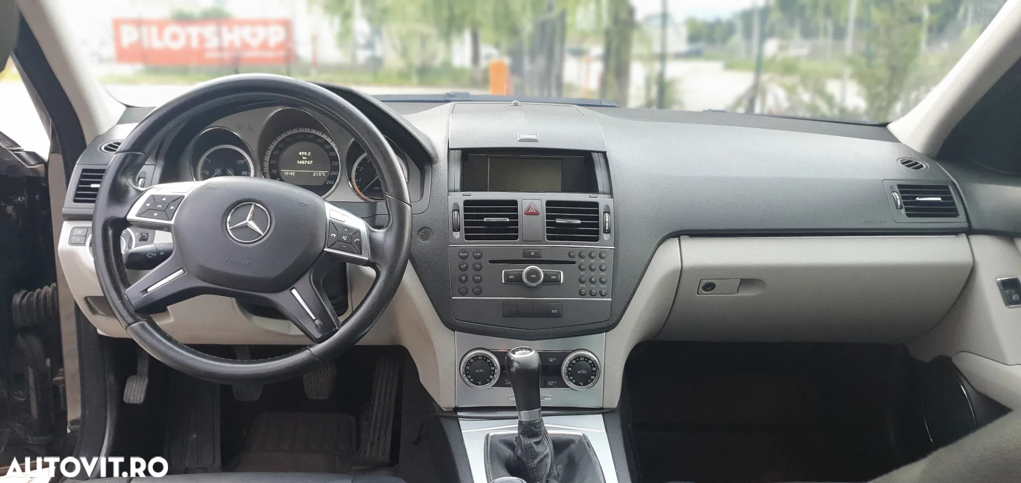 Mercedes-Benz C 180 CGI BlueEFFICIENCY - 8