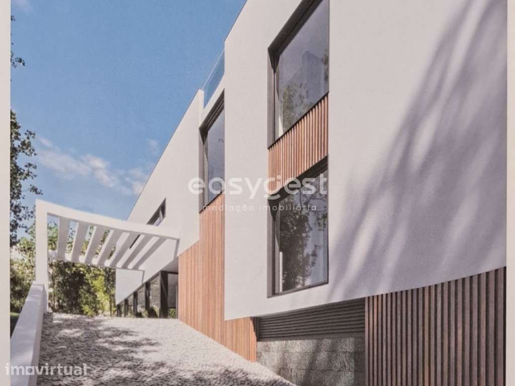 Terreno com projeto aprovado para Hotel situado em Albufeira - Grande imagem: 3/11