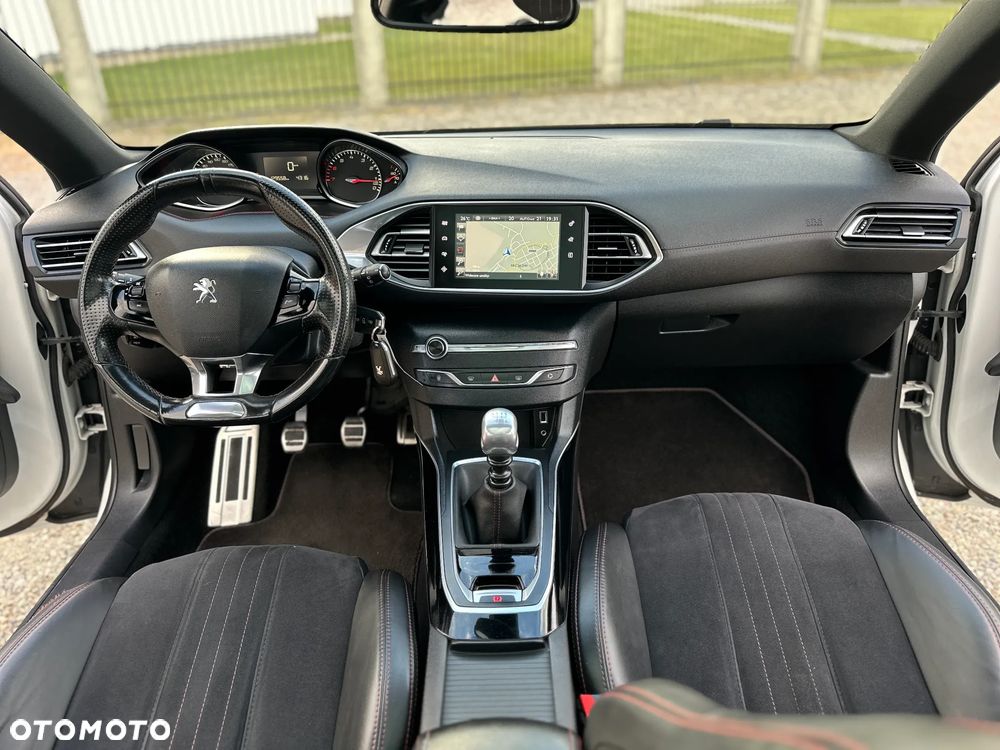 Peugeot 308 1.2 PureTech GPF GT Pack S&S - 10