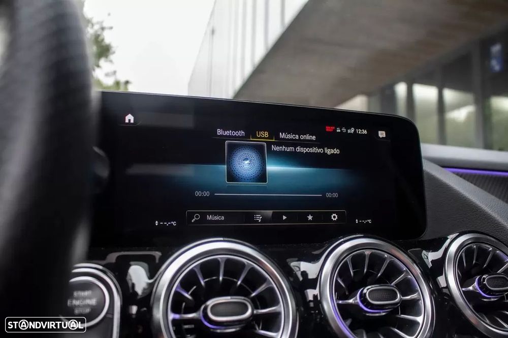 Mercedes-Benz GLA 250 e AMG Line - 46