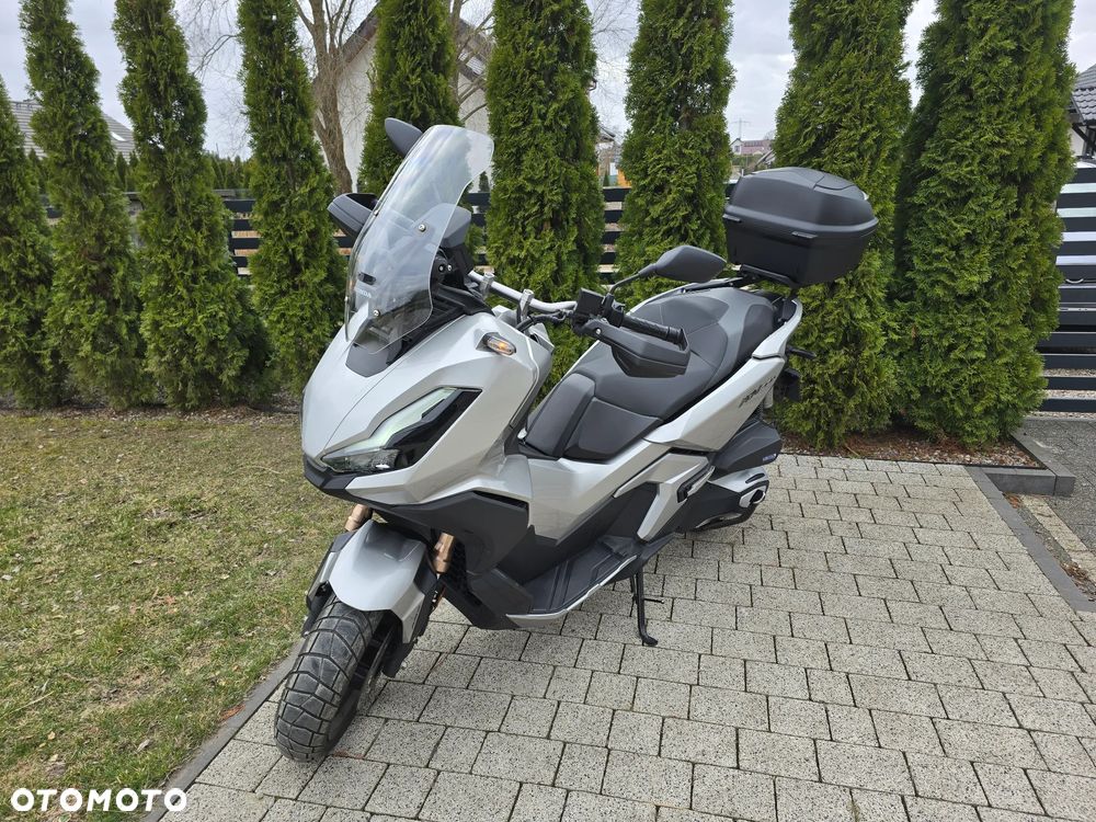 Honda ADV350 - 4