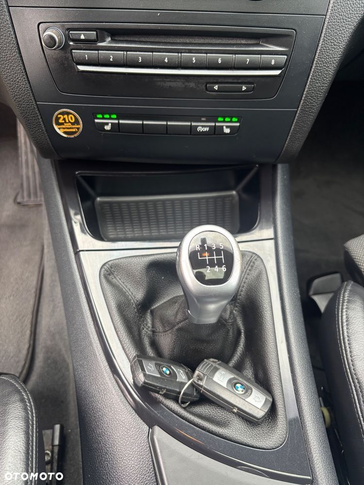 BMW Seria 1 - 30