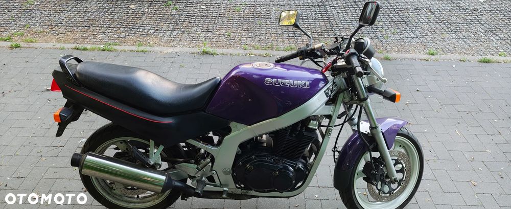 Suzuki GS - 4