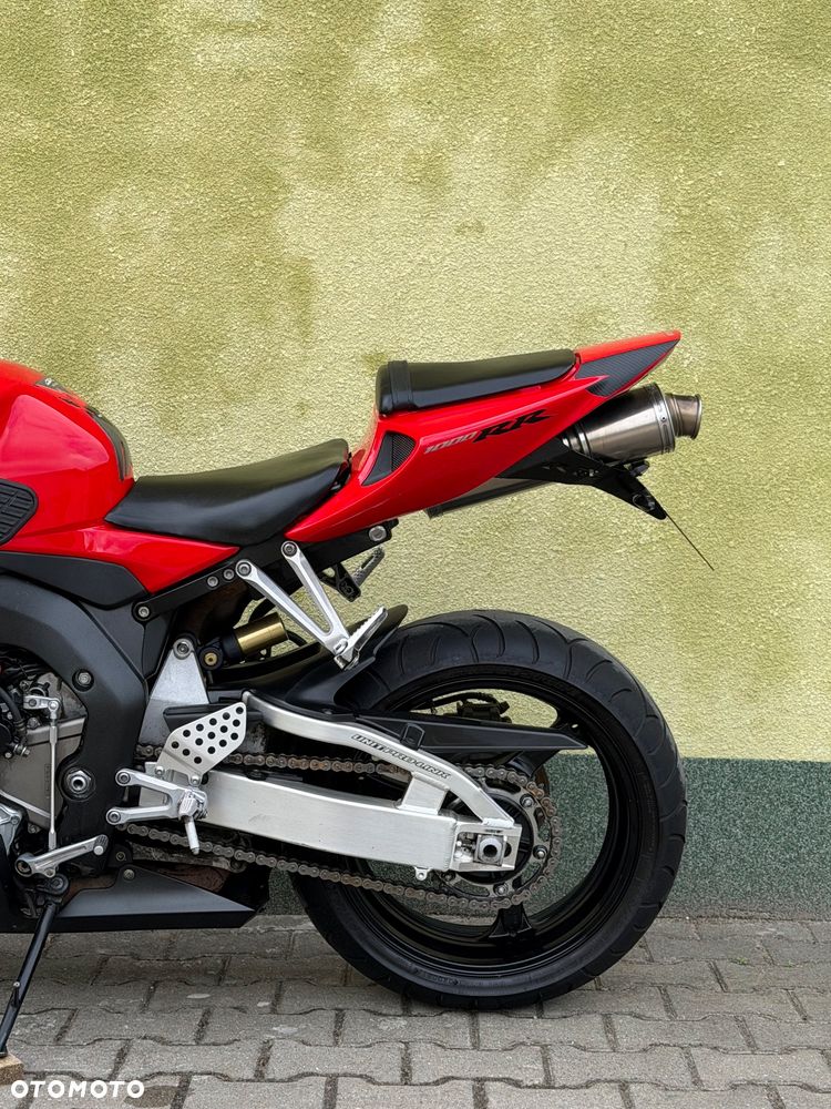 Honda CBR - 23