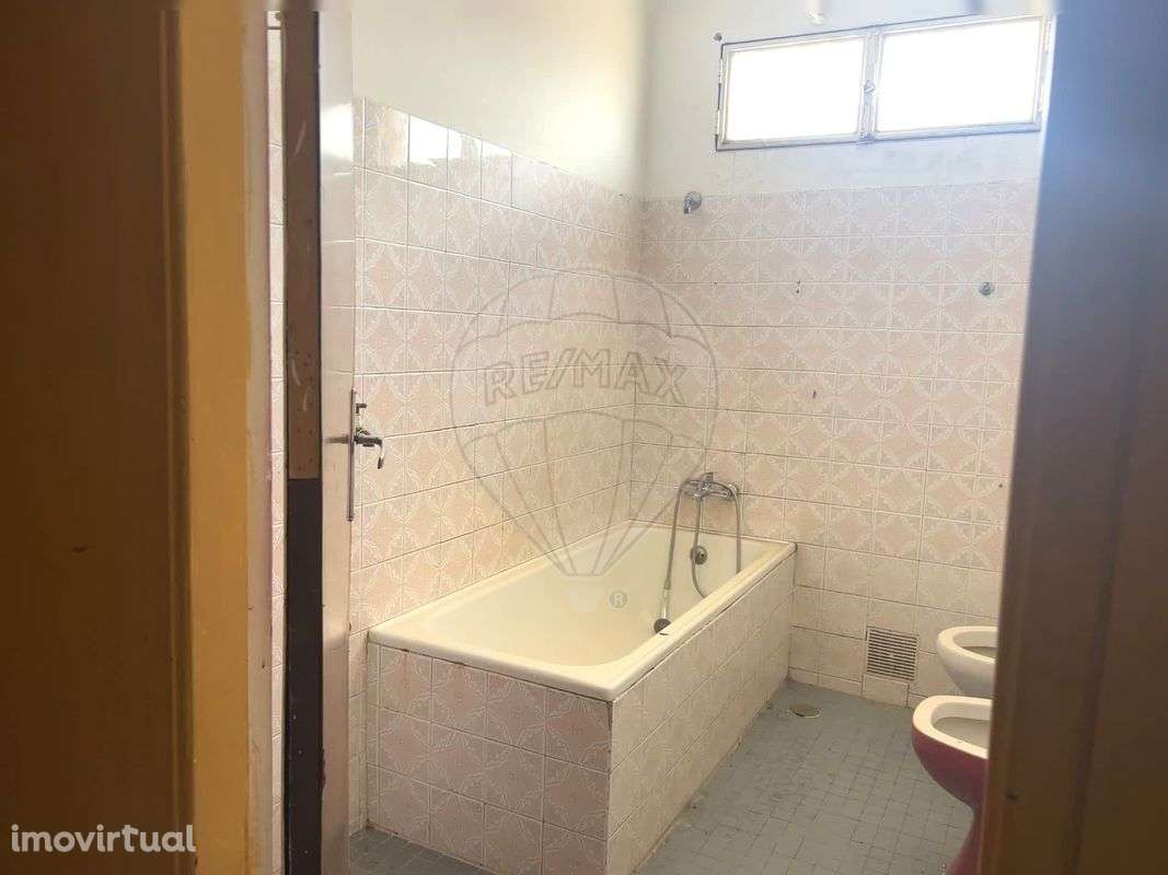 Moradia T6 para venda - Grande imagem: 2/20