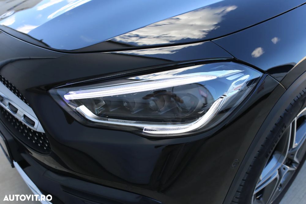 Mercedes-Benz GLA 200 d 4MATIC Aut. - 33