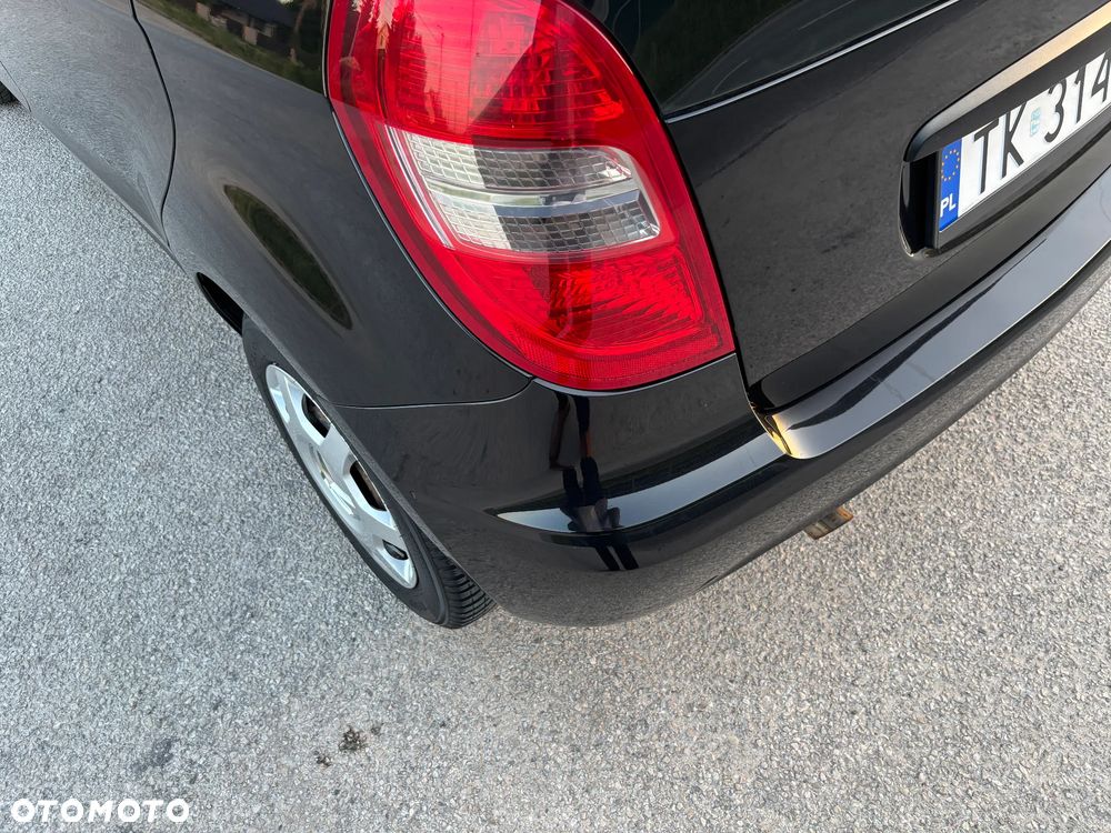 Mercedes-Benz Klasa A 180 CDI Avantgarde DPF Special Edition - 26