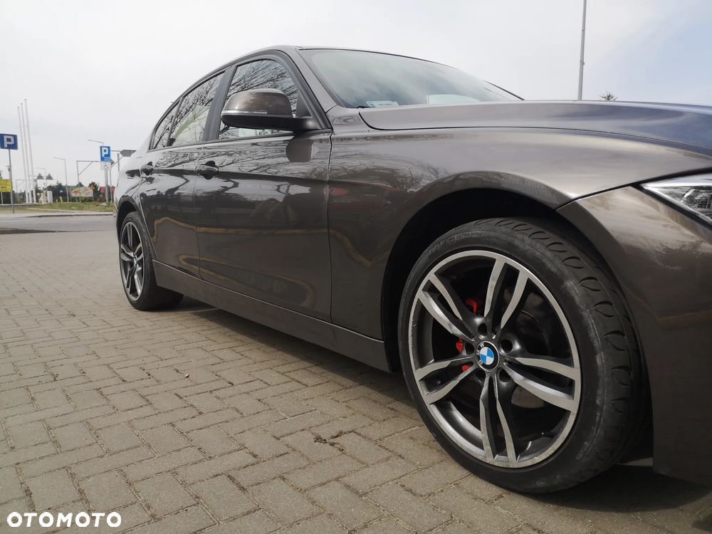 BMW Seria 3 - 20