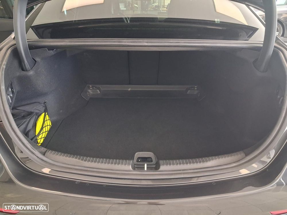 Mercedes-Benz C 220 d Avantgarde - 13