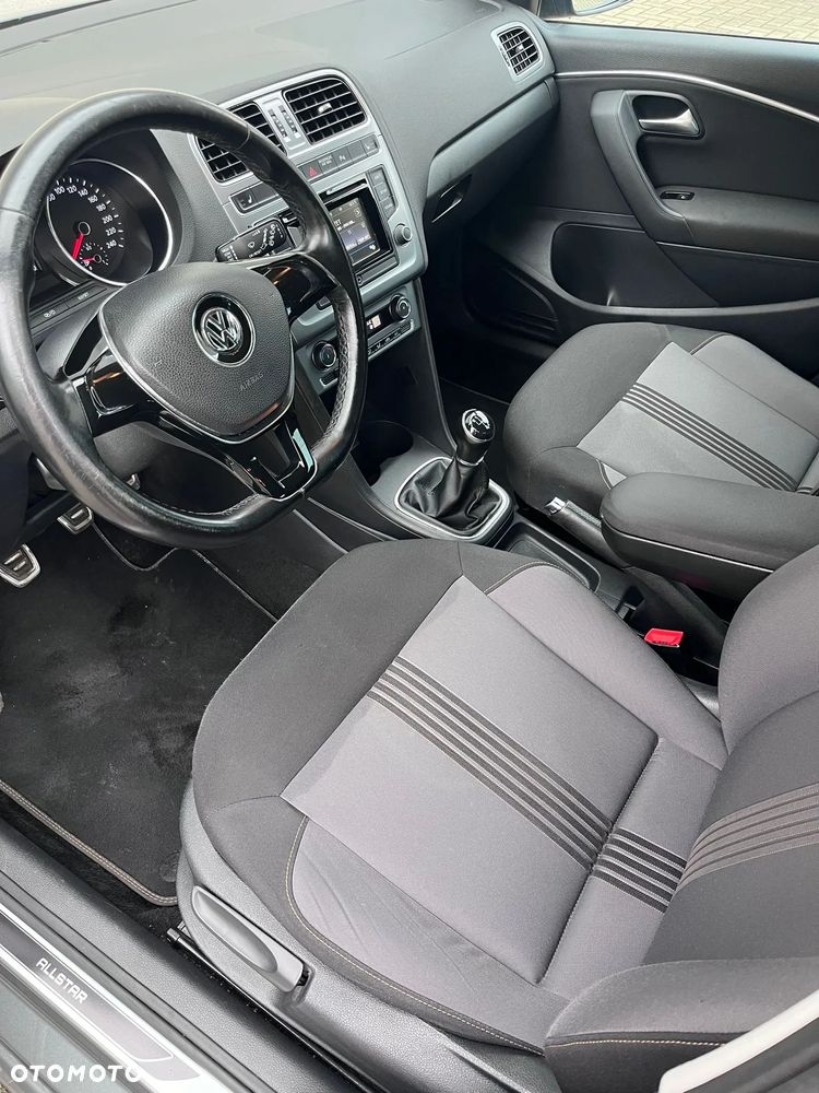 Volkswagen Polo - 12