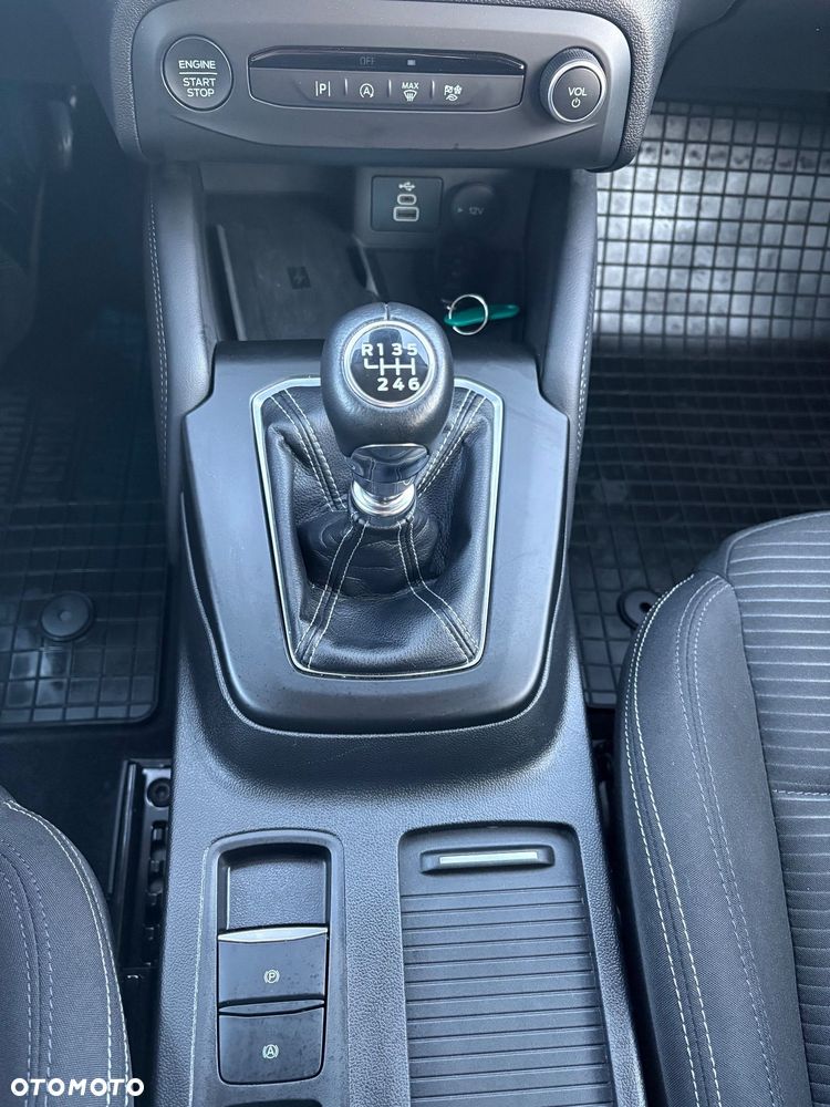 Ford Focus 1.5 EcoBlue Titanium X - 21