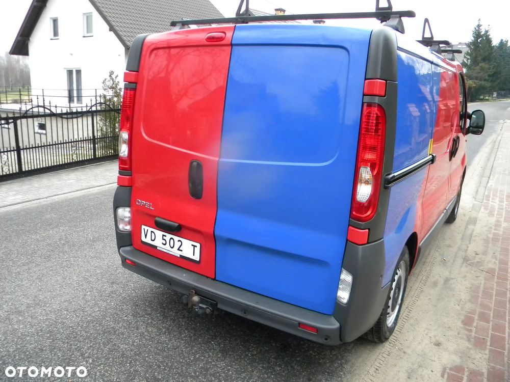 Opel Vivaro - 22