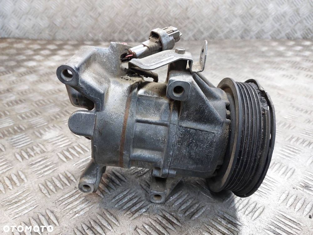 SPRĘŻARKA KOMPRESOR KLIMATYZACJI USZKODZONY TOYOTA YARIS II 1.4 D4D - 5