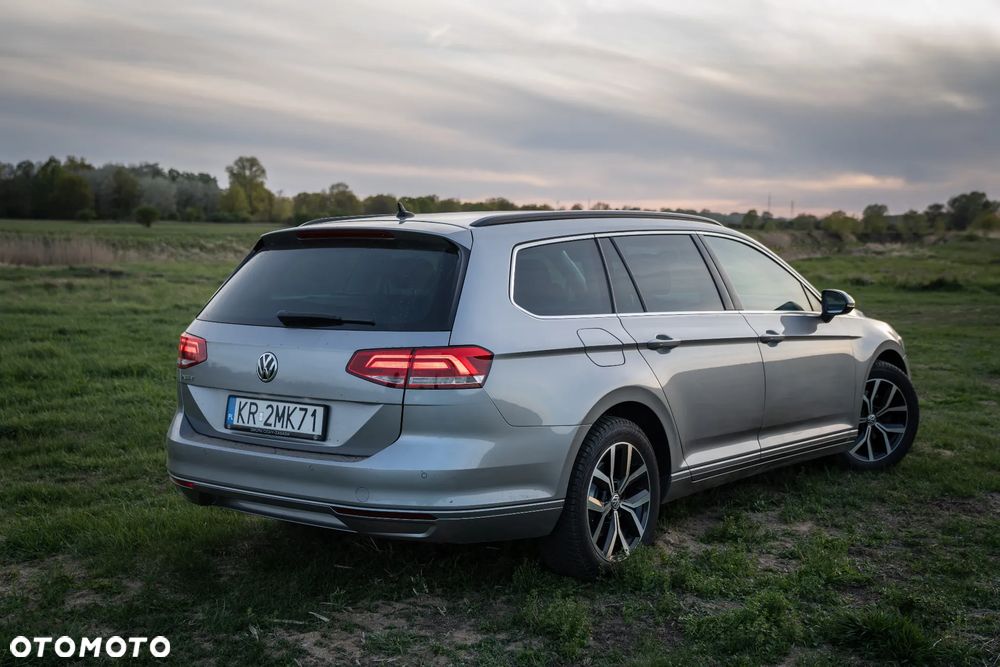 Volkswagen Passat - 5