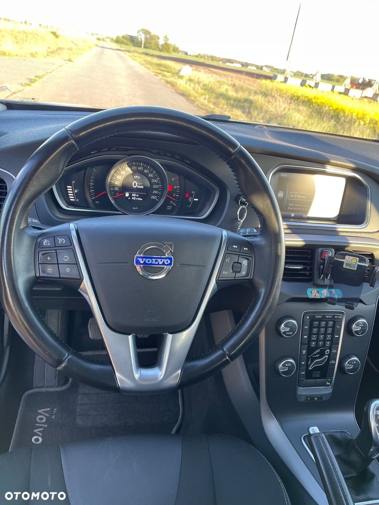 Volvo V40 D2 Momentum - 6