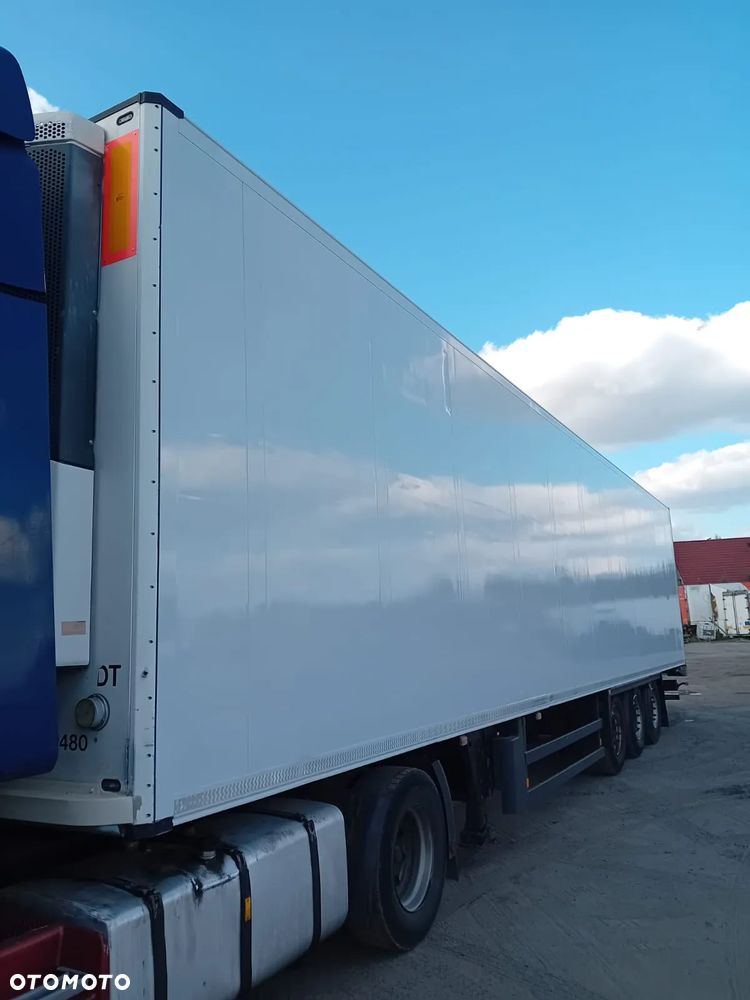 Schmitz Cargobull SKO 24/L - 2