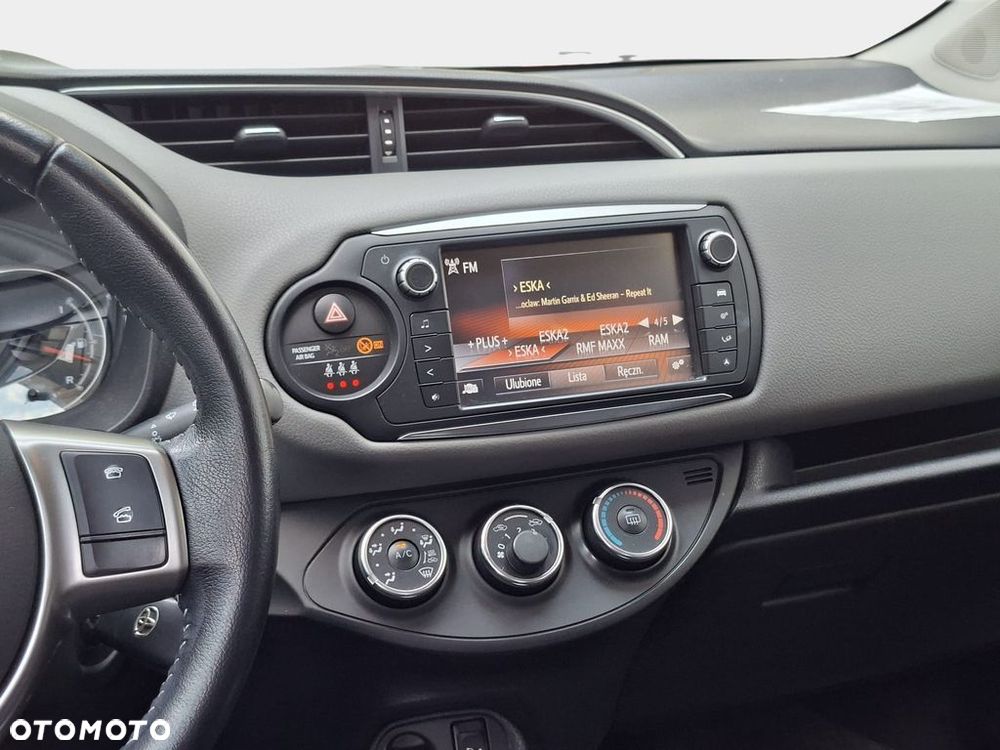 Toyota Yaris 1.33 Premium EU6 - 25