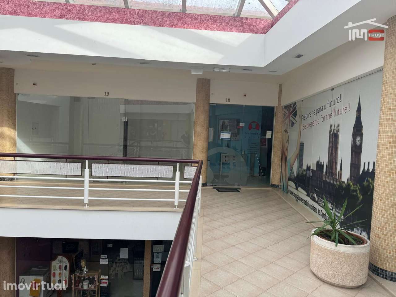 ótima loja em centro comercial com WC - Grande imagem: 2/3