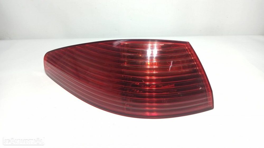 FAROLIM TRASEIRO ESQUERDO PEUGEOT 607 (S1) BáSICO - 8