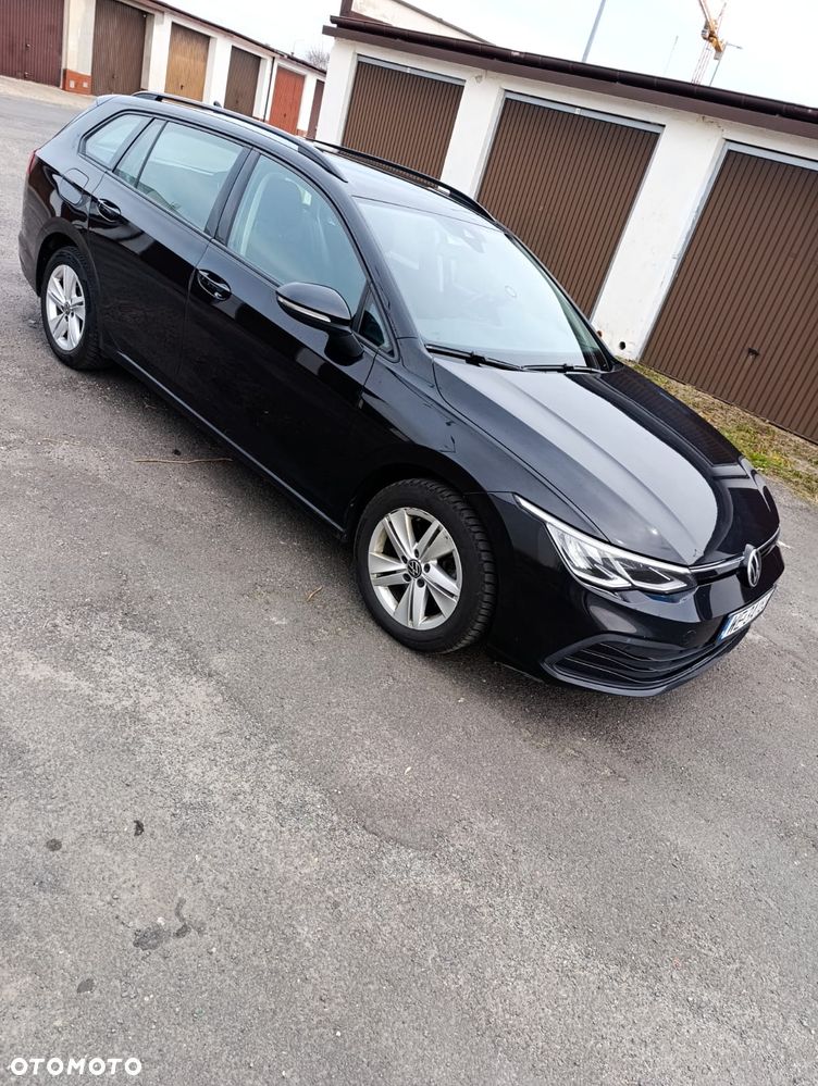 Volkswagen Golf - 11