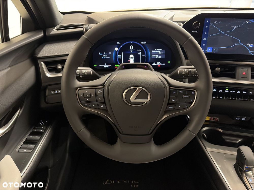 Lexus UX 300h F Sport Design - 12