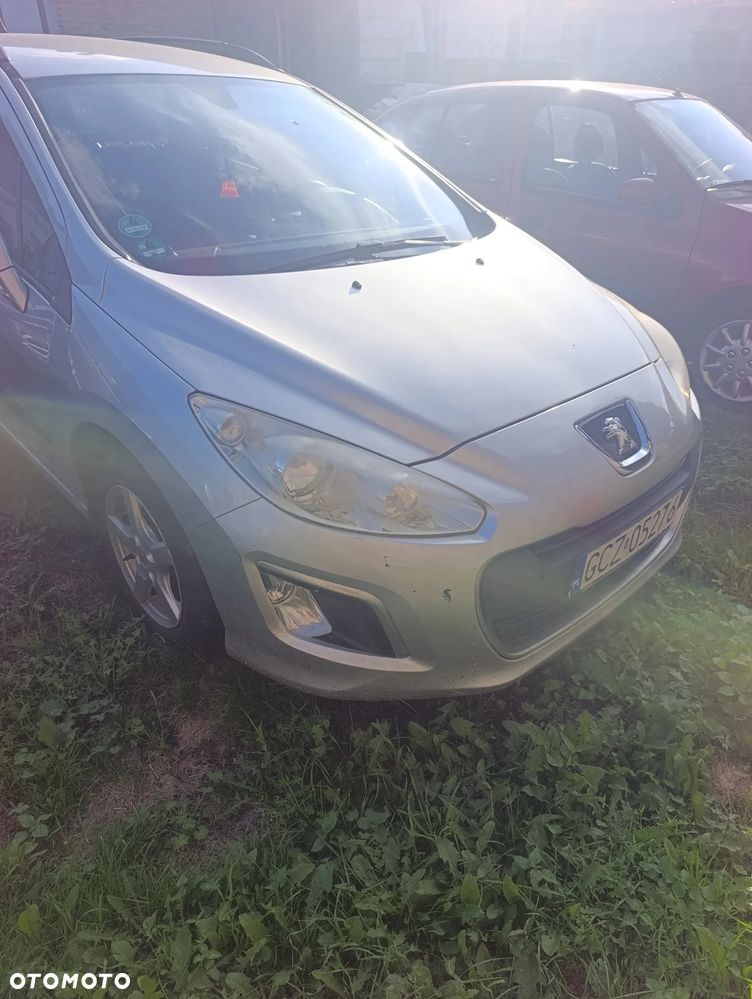 Peugeot 308 1.6 HDi Style - 1