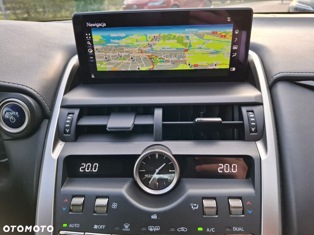 Lexus NX 300h Optimum AWD - 31