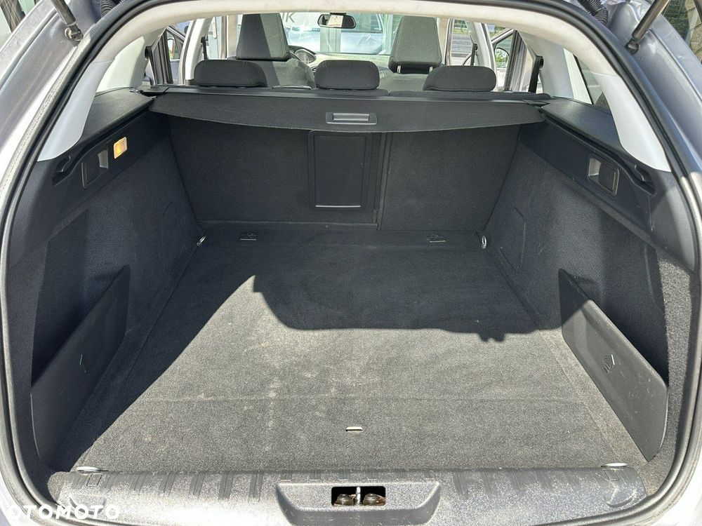 Peugeot 308 1.2 PureTech Allure S&S - 33