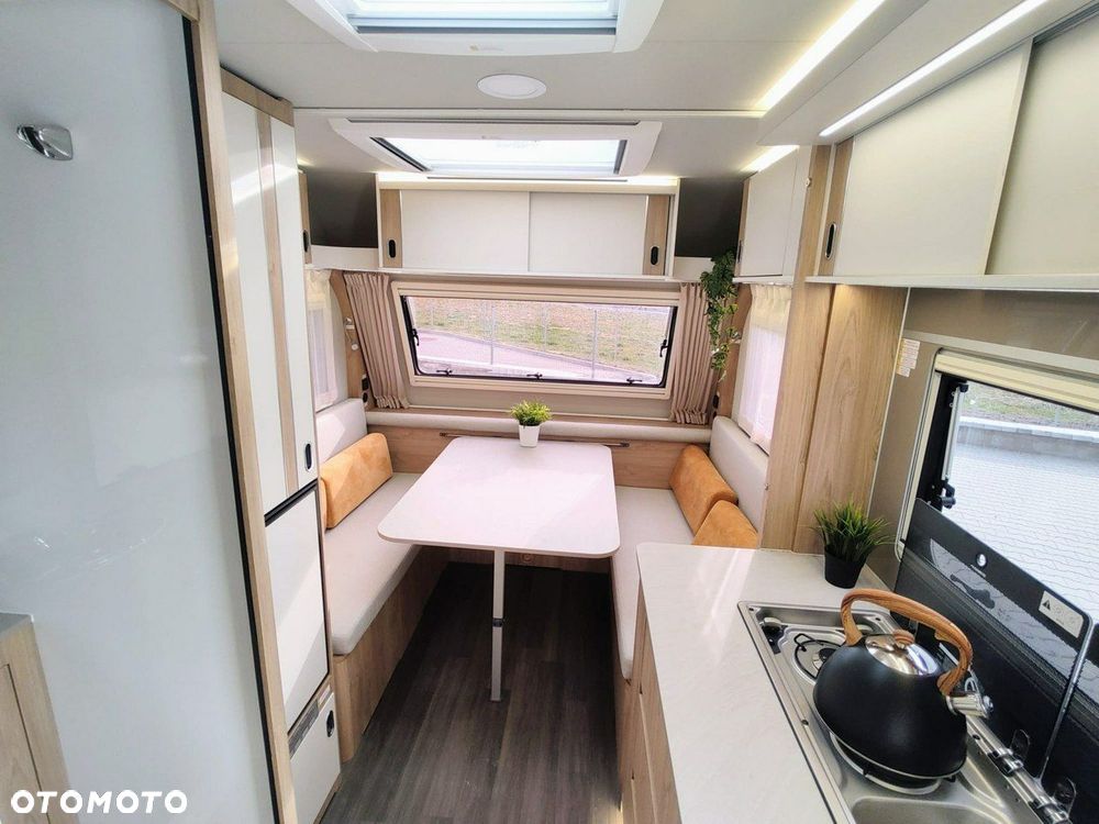 Inny Mobihome Navigo 390 z DMC 1350 KG - 8