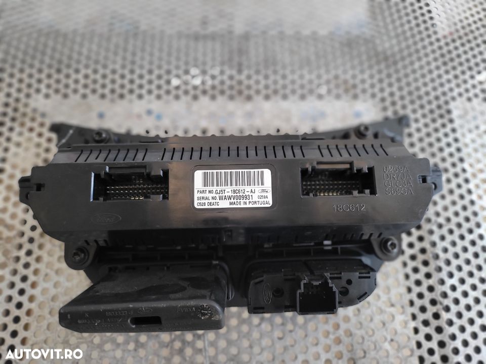 Panou Modul Climatronic Clima Ford Kuga 2 II Cod GJ5T-18C612-AJ Dezmembrez Ford Kuga 2 II 2.0 Tdci - 4