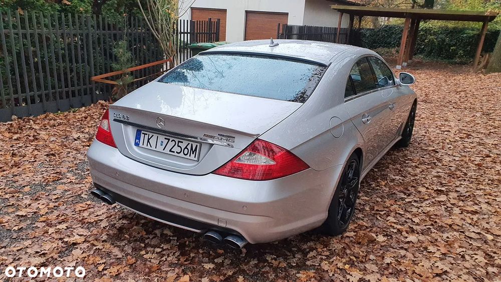 Mercedes-Benz CLS 63 AMG - 12