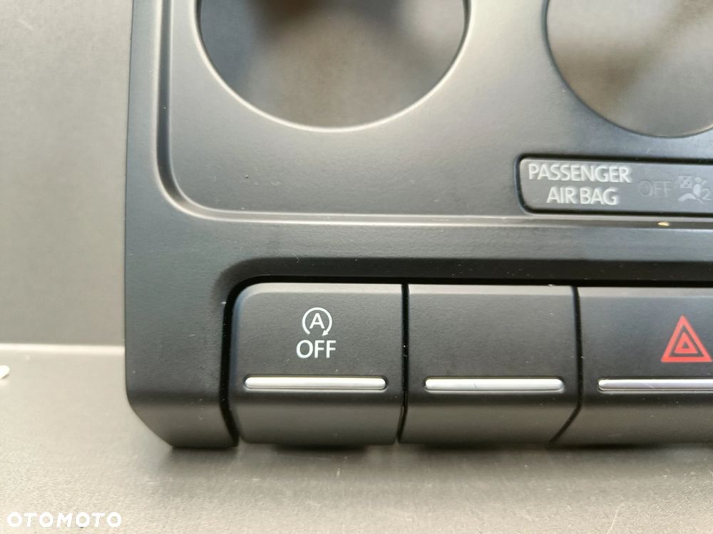 Ramka panelu klimatyzacji VW Beetle II 5C Dekor osłona 5C5820073E - 3