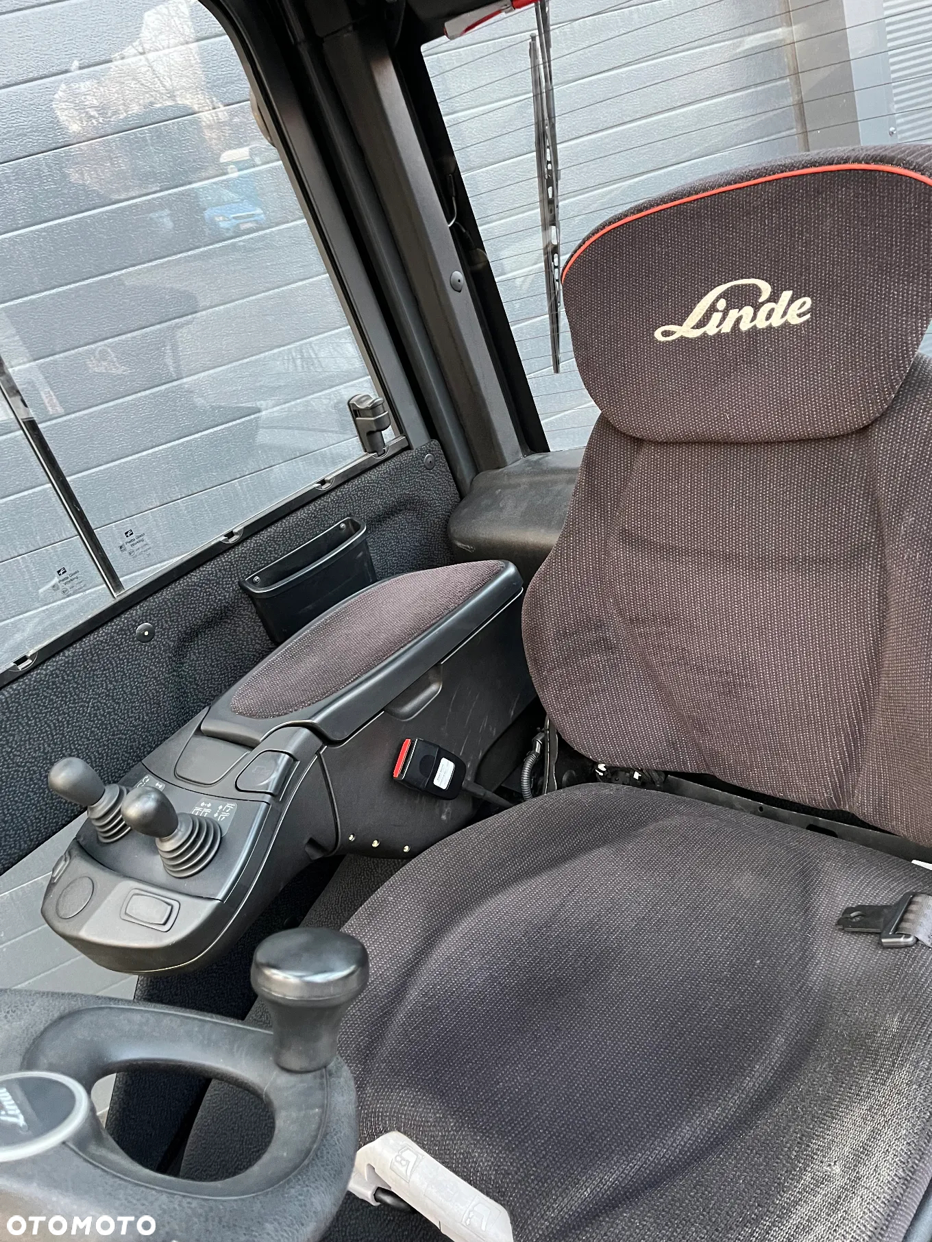 Linde H16-T Gaz LPG, Pełna kabina, Przesuw boczny, maszt Standard - 23