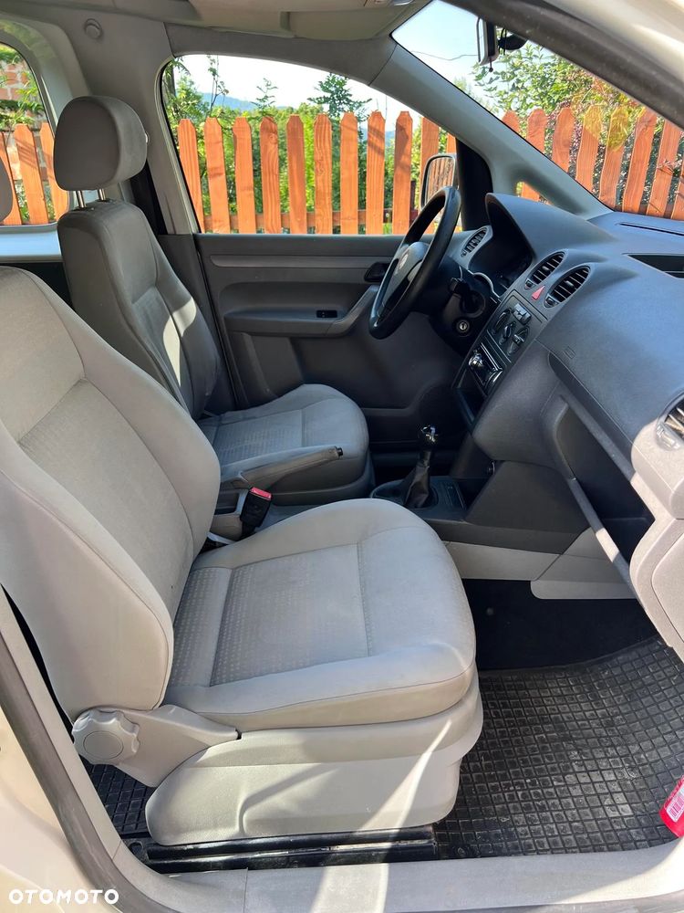 Volkswagen Caddy - 28