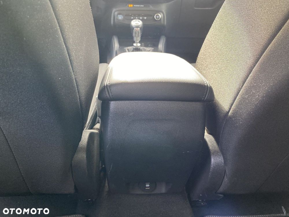 Ford Focus - 13