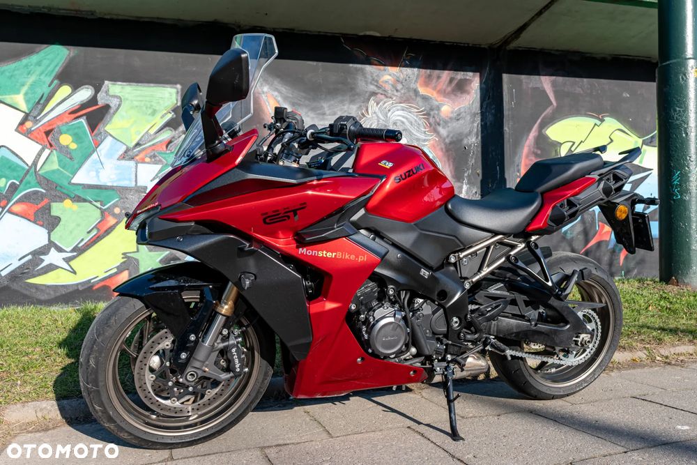 Suzuki GSX - 1