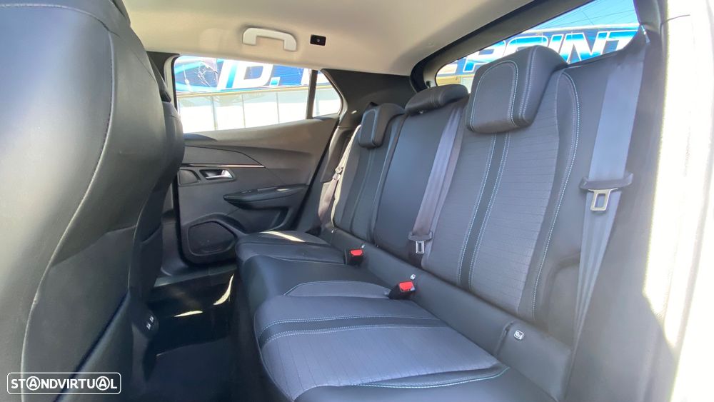 Peugeot e-2008 50 kWh Allure Pack - 22