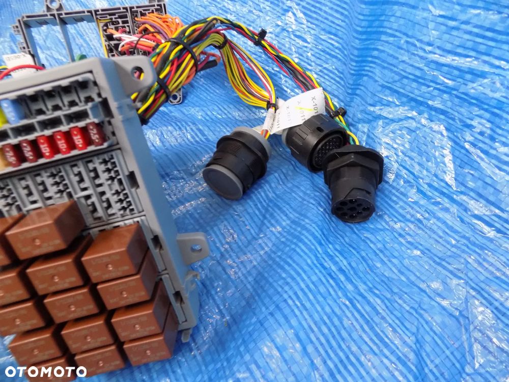 instalacja elektryczna wiązka 48196662 case 7250 8250 9250 - 3
